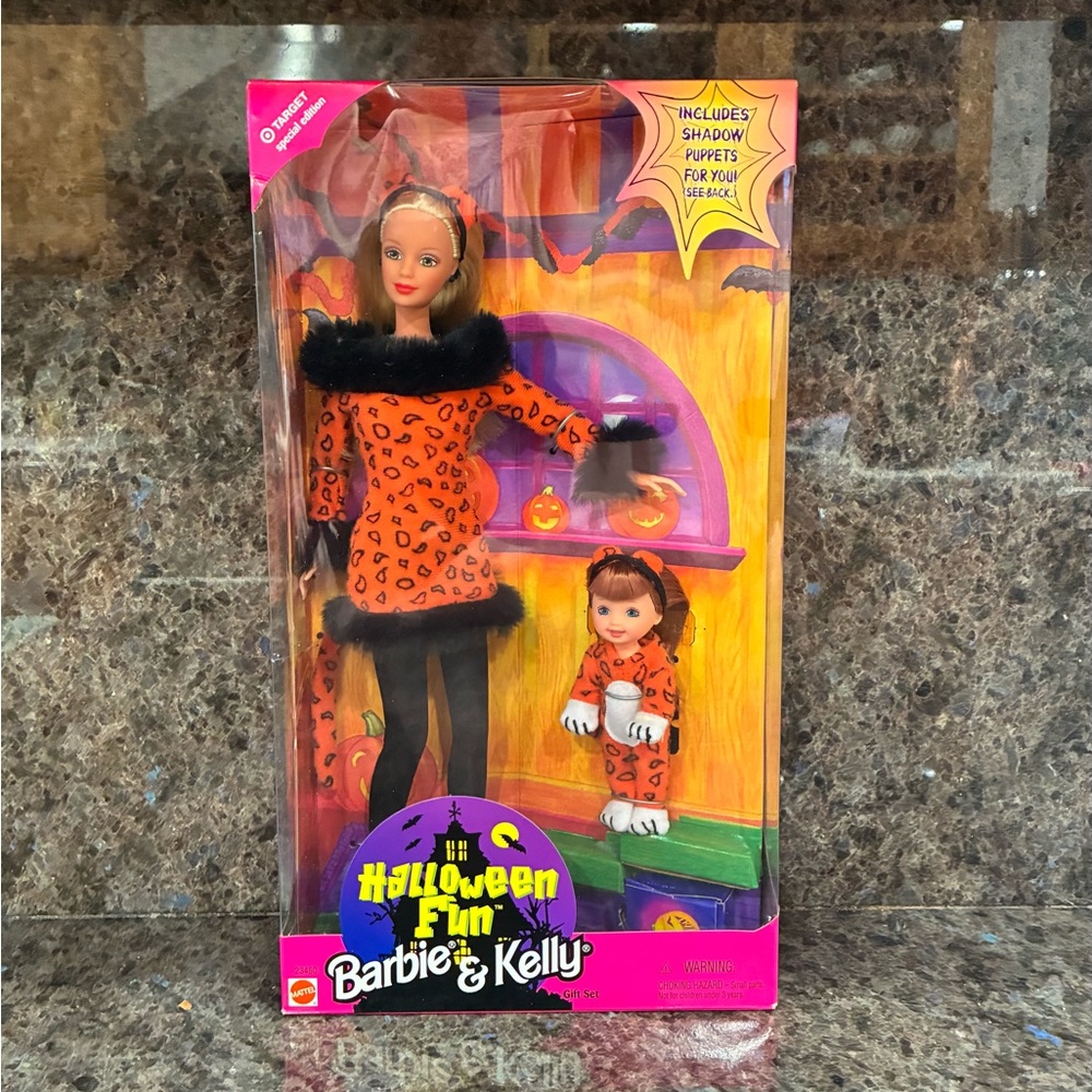 1998 NRFB Barbie & Kelly Halloween Fun Doll Gift Set